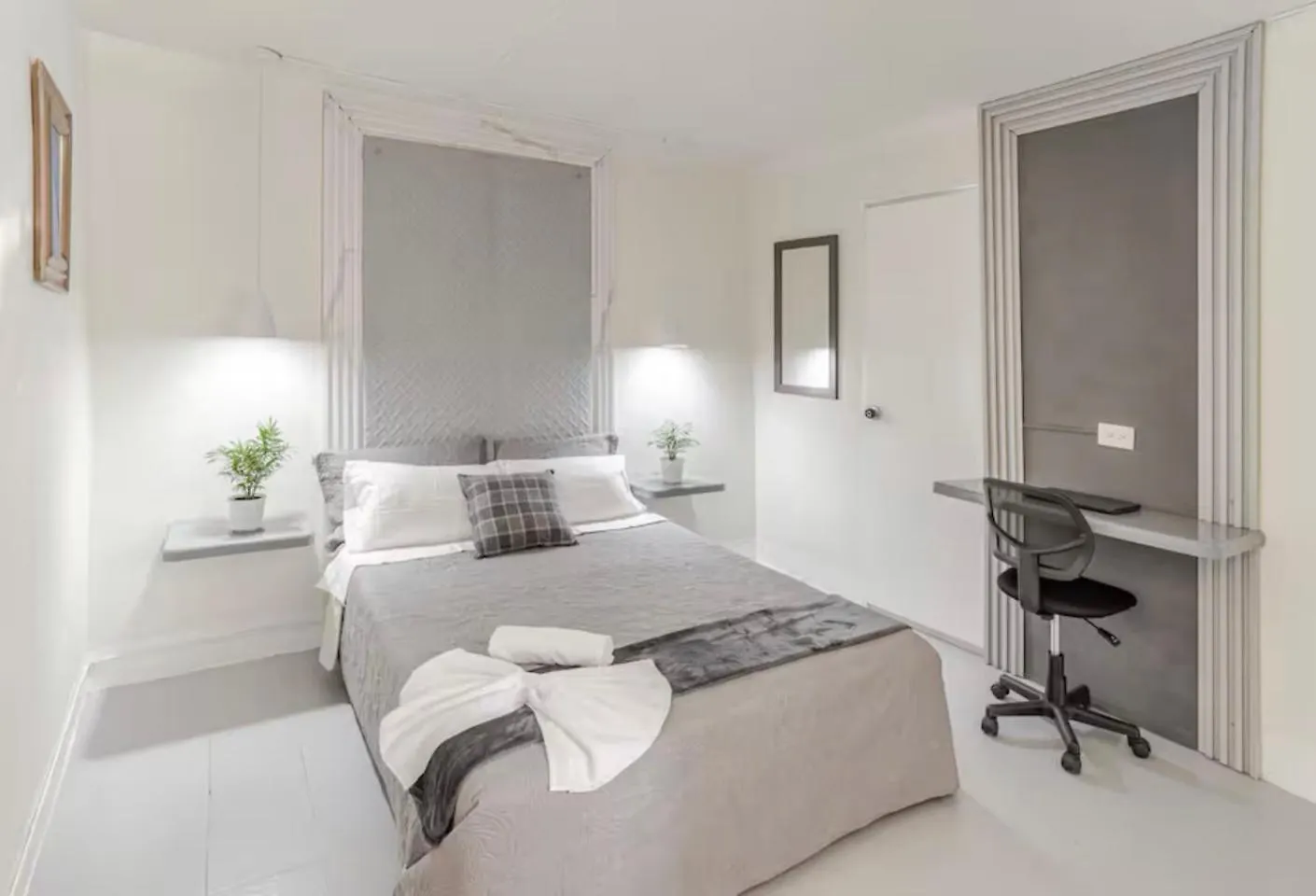 El Poblado 4 Bedroom 3 Bathroom Private Terrace Медельин 0*,  Колумбия