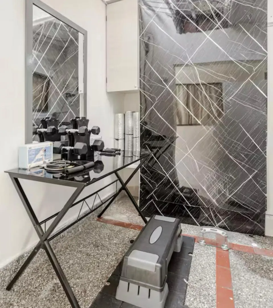 شقة El Poblado 4 Bedroom 3 Bathroom Private Terrace ميديلين